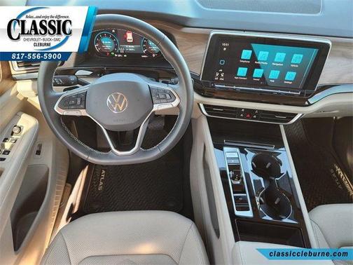 2024 Volkswagen Atlas 2.0T SE w/Technology