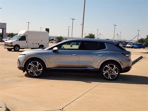2026 Chevrolet Equinox EV LT 2