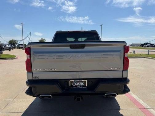 Sterling Gray Metallic 2024 Chevrolet Silverado 1500 Custom Trail Boss