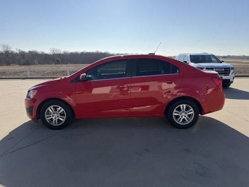 2016 Chevrolet Sonic LT