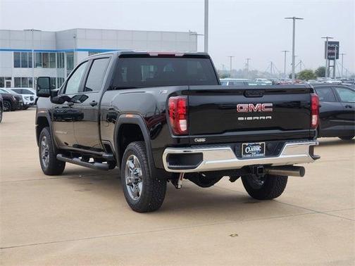 2026 GMC Sierra 2500 Pro