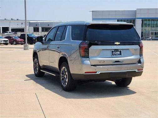 2025 Chevrolet Tahoe LS