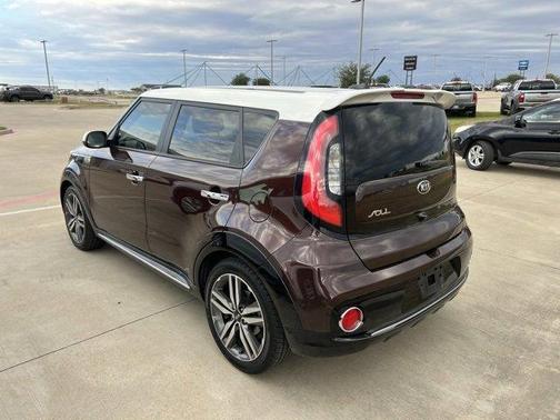 2017 Kia Soul +