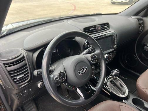 2017 Kia Soul +