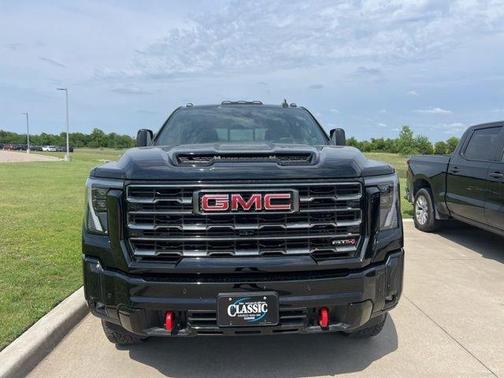 Onyx Black 2025 GMC Sierra 2500 AT4