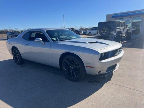 2020 Dodge Challenger SXT