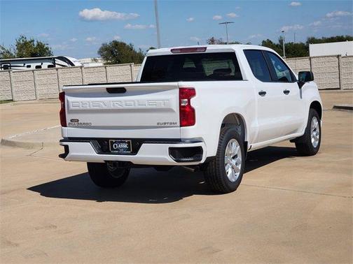 2026 Chevrolet Silverado 1500 Custom