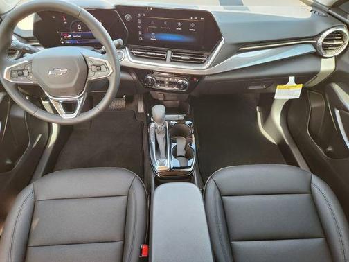 Green 2026 Chevrolet Trax ACTIV