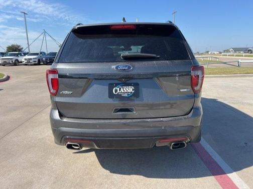 2016 Ford Explorer Sport
