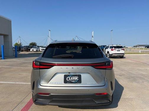 2024 Lexus NX 250 Premium