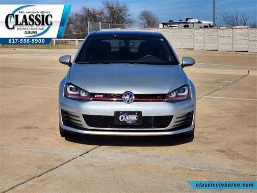 2017 Volkswagen Golf GTI SE 4-Door