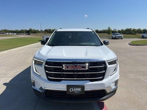 2024 GMC Acadia Elevation