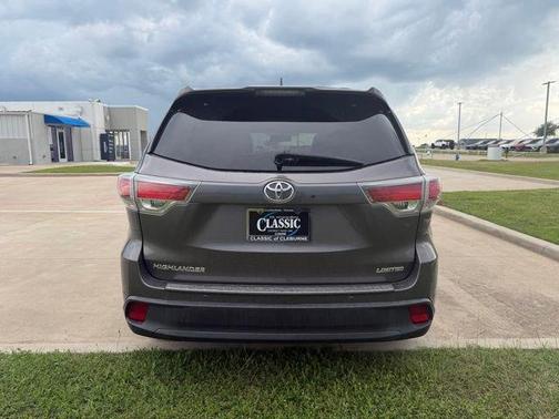 Brown 2015 Toyota Highlander Limited