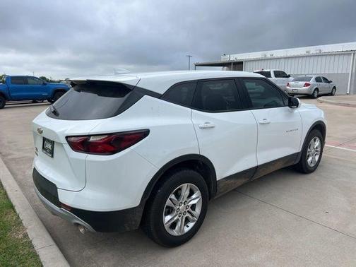 Summit White 2022 Chevrolet Blazer 2LT