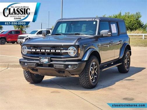 2024 Ford Bronco Outer Banks