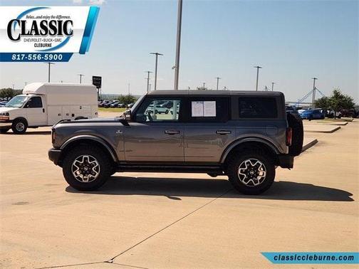 2024 Ford Bronco Outer Banks