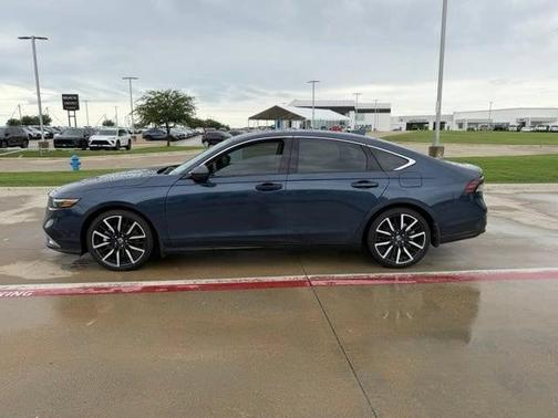 2025 Honda Accord Hybrid Touring