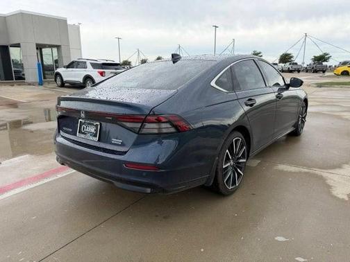 2025 Honda Accord Hybrid Touring