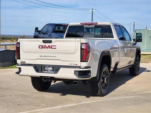 2026 GMC Sierra 2500 AT4