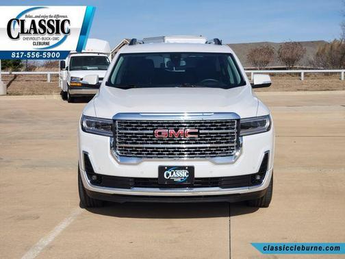 2023 GMC Acadia Denali