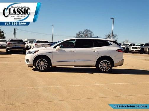 2021 Buick Enclave Essence