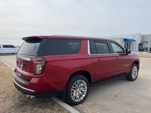 2024 Chevrolet Suburban High Country