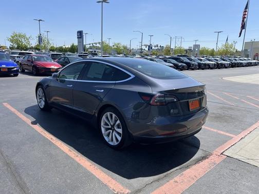2018 Tesla Model 3 LONG RANGE BATTER AWD