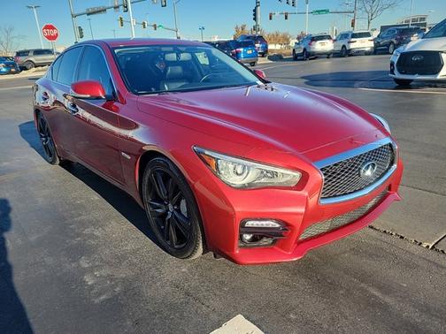 2015 INFINITI Q50 Hybrid Sport
