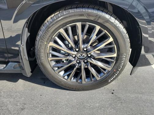 2025 INFINITI QX80 AUTOGRAPH
