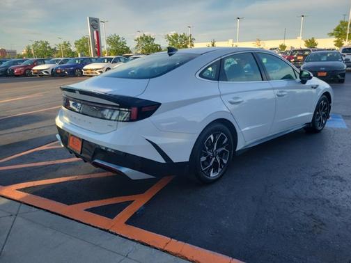 2024 Hyundai SONATA SEL