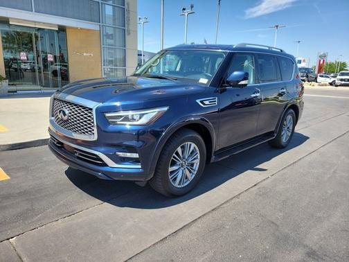 2024 INFINITI QX80 LUXE