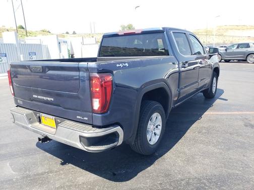 2021 GMC Sierra 1500 SLE