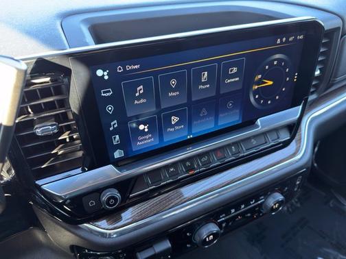 Sterling Gray Metallic 2023 Chevrolet Silverado 1500 LT