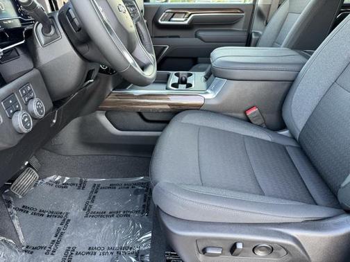 2025 Chevrolet Silverado 3500 LT