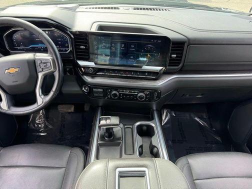 Dark Ash Metallic 2022 Chevrolet Silverado 1500 LTZ