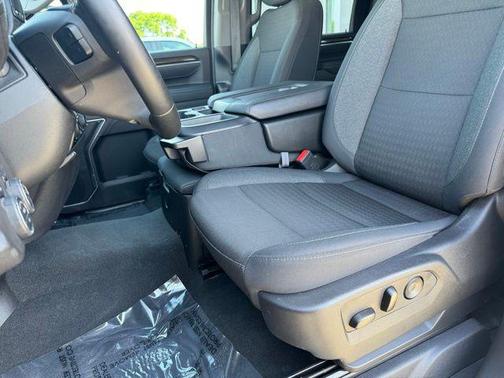 Sterling Gray Metallic 2025 Chevrolet Silverado 2500 LT