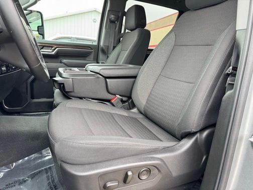 Sterling Gray Metallic 2025 Chevrolet Silverado 2500 LT