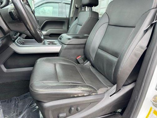 Summit White 2017 Chevrolet Silverado 3500 LTZ
