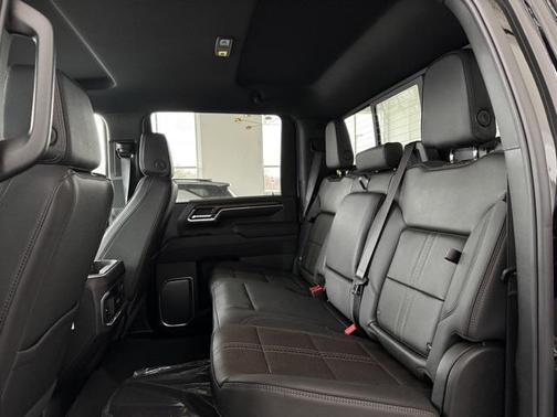 2025 Chevrolet Silverado 3500 High Country