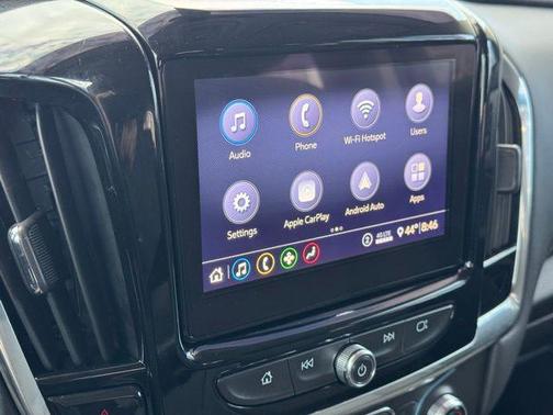 Satin Steel Metallic 2021 Chevrolet Traverse LT Cloth