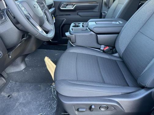 2026 Chevrolet Silverado 3500 LT