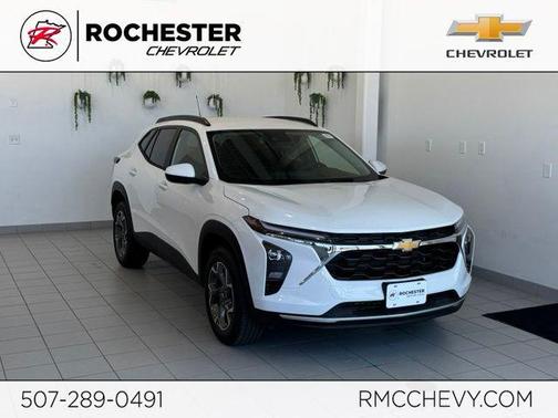 Summit White 2026 Chevrolet Trax LT