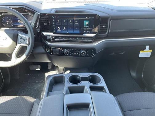 2025 Chevrolet Silverado 3500 LT
