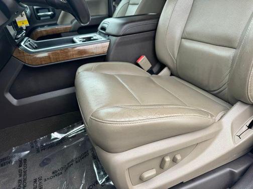 White Frost 2018 GMC Sierra 1500 SLT