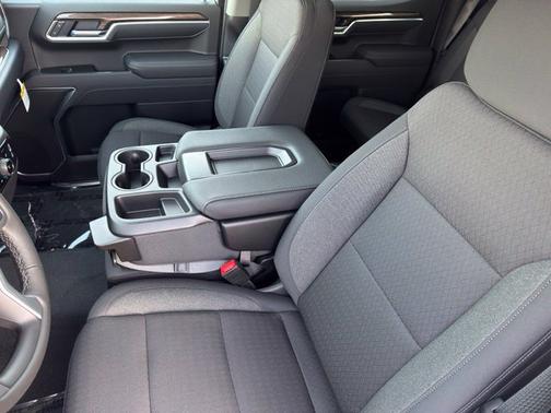 Summit White 2026 Chevrolet Silverado 1500 LT
