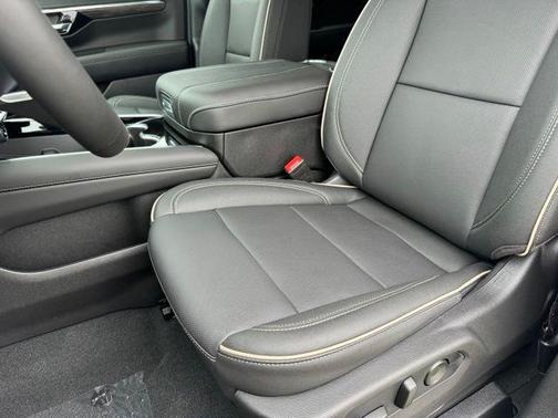Polar White 2026 Chevrolet Tahoe Premier