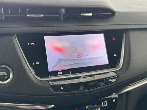 2025 Cadillac XT6 Luxury AWD