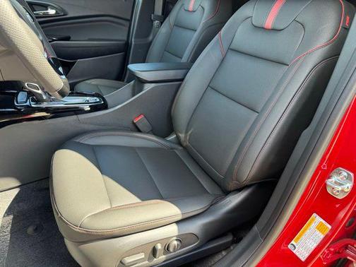 Apex Red 2026 Chevrolet Trax FWD 2RS