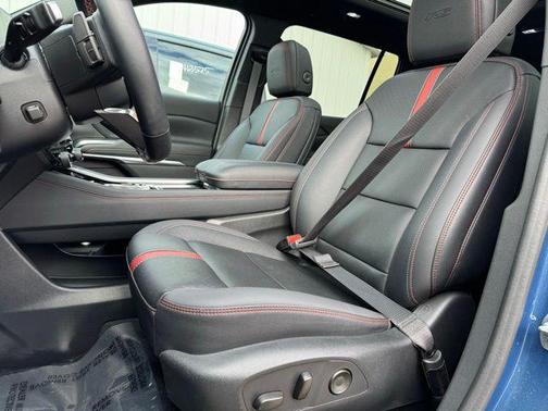 Lakeshore Blue Metallic 2024 Chevrolet Traverse RS