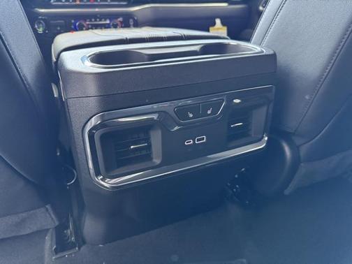 2025 Chevrolet Silverado 3500 High Country